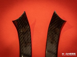 Alfa Romeo Giulia Steering Wheel Side Trim Kit - Carbon Fiber - Pre '20 models - Feroce Carbon